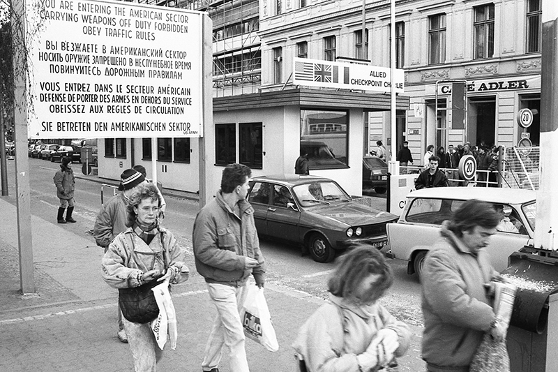 The Fall of the Berlin Wall : 1989  : Personal Photo Projects :  Richard Moore Photography : Photographer : 